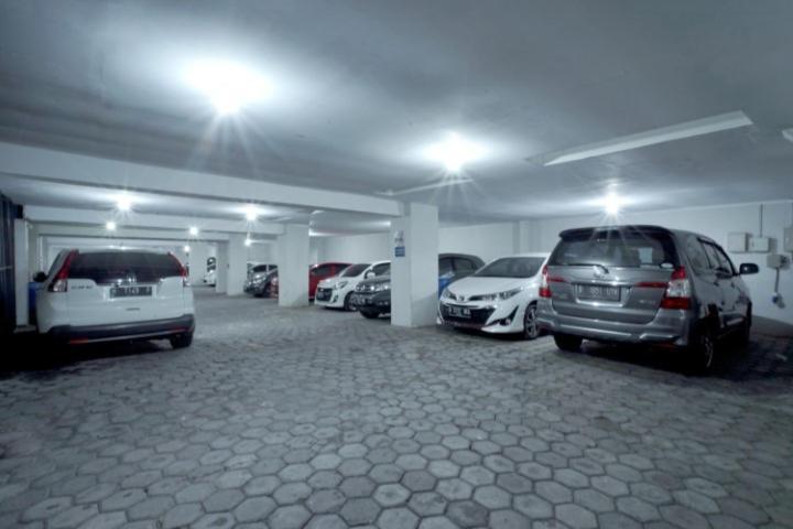 D'Paragon Bukit Sari Semarang Exterior foto